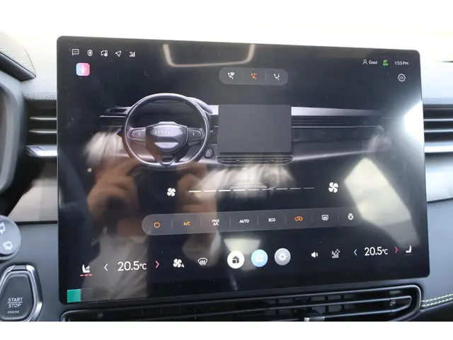 Lynk & Co 01 1.5 More 2025 Hybride Benzine 38