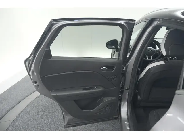 Renault Captur TCe 90 Techno 2024 Benzine 66