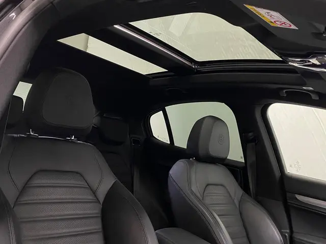 Alfa Romeo Stelvio 3