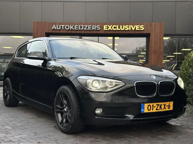 BMW 1 Serie 114i Business+ 2013 Benzine 1
