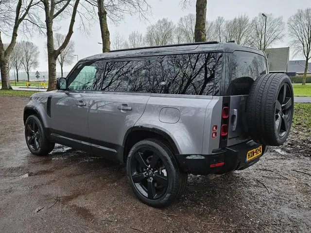 Land Rover Defender 110 2.0 P400e 2021 Hybride Benzine 3