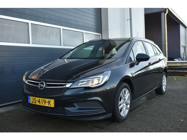 Opel Astra Sports Tourer 1.0 Edition 2016 Benzine