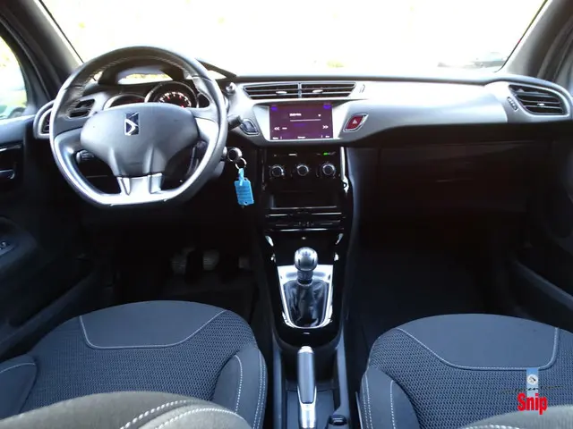 DS DS 3 1.2 PureTech So Chic 2016 Benzine 3