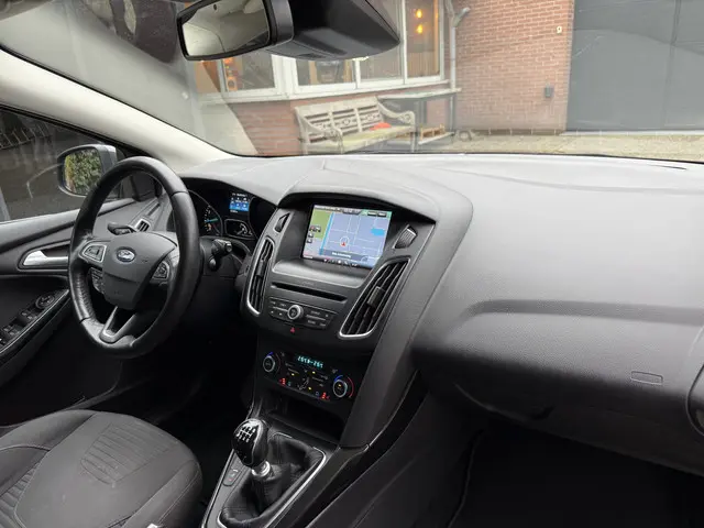 Ford Focus Wagon 1.0 Titanium 2016 Benzine 23