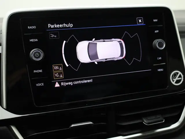 Volkswagen T-Roc 1.5TSI/150PK R-Line DSG 2025 Benzine 40