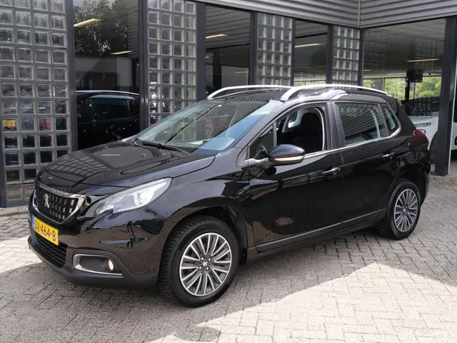 Peugeot 2008 1.2 110PK CARPLAY/ PACK CONNECT 2018 Benzine 15