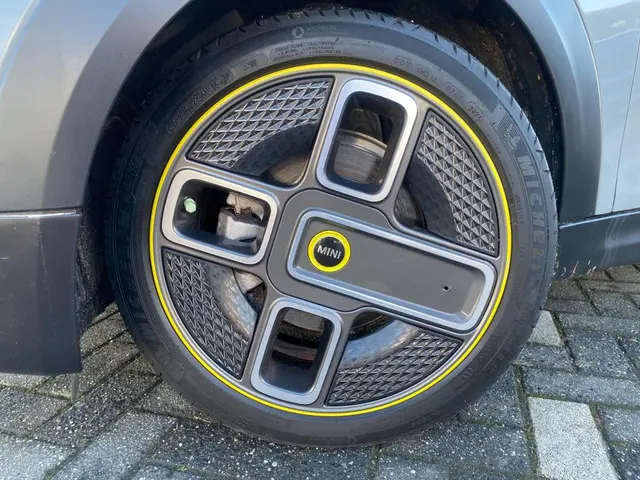 MINI Electric Mini Basic 33 kWh 2020 Elektrisch 15