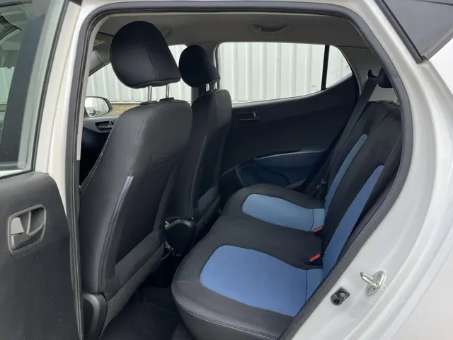 Hyundai i10 1.0i i-Motion Comfort 2015 Benzine 16