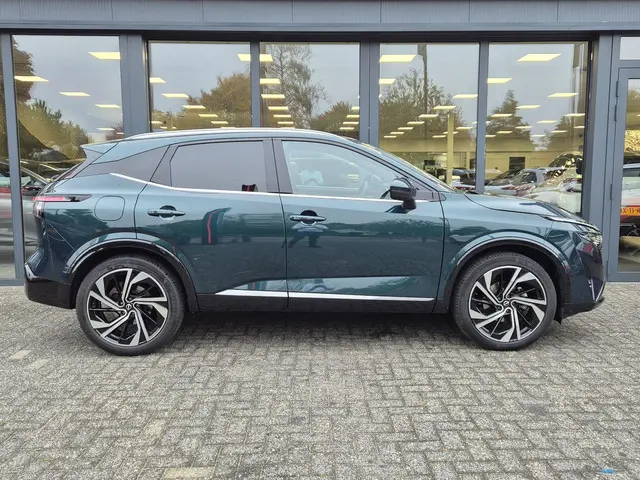 Nissan QASHQAI 1.3 MHEV Xtronic Tekna Plus 2025 Benzine 18