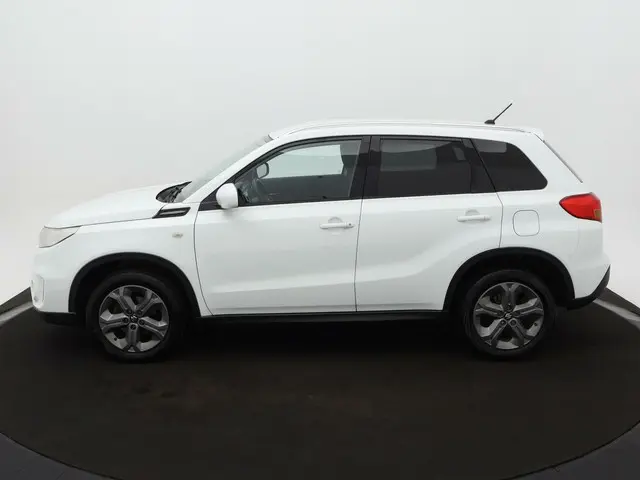 Suzuki Vitara 1.6 Exclusive 2016 Benzine 3