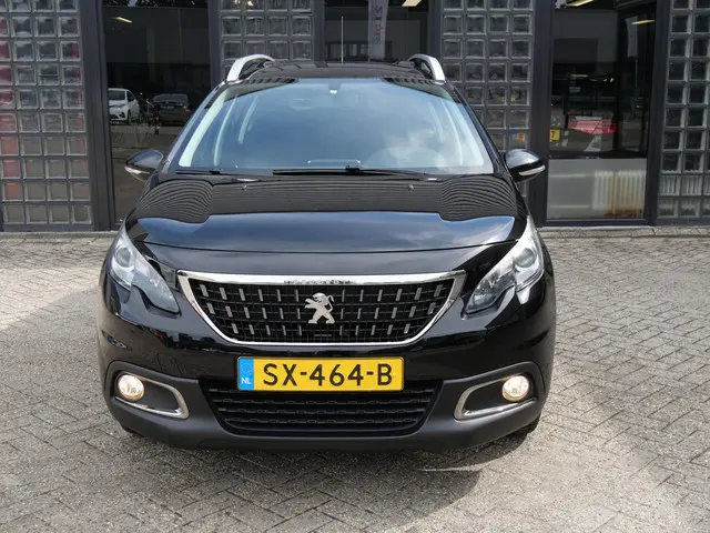 Peugeot 2008 1.2 110PK CARPLAY/ PACK CONNECT 2018 Benzine 12