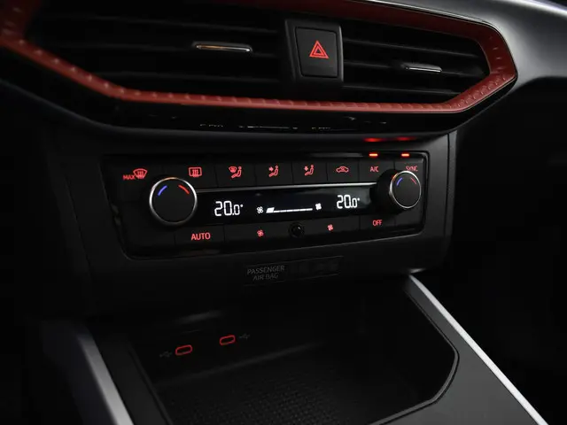 SEAT Arona 1.0 TSI 110pk FR 2021 Benzine 22