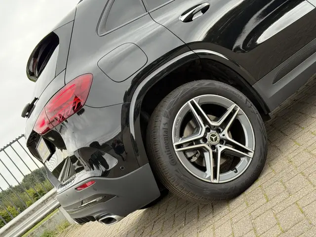 Mercedes-Benz GLA 250 e AMG Line 2024 Hybride Benzine 10