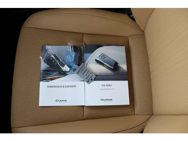 Lexus NX 450h+ AWD Luxury Line 2025 Hybride Benzine 9