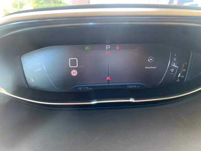 Peugeot 3008 1.2 PureTech Active 2019 Benzine 13