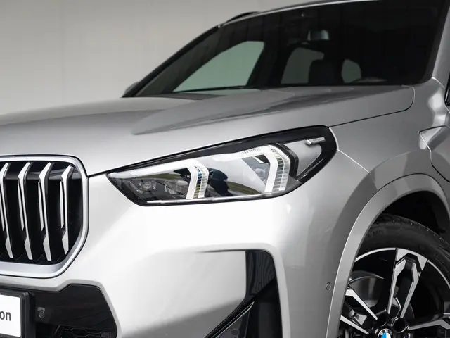 BMW X1 xDrive25e 2026 Hybride Benzine 13