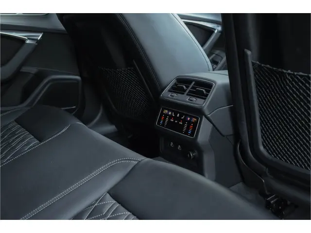 Audi A6 Avant 50 TFSI e Quattro 2024 Hybride Benzine 15