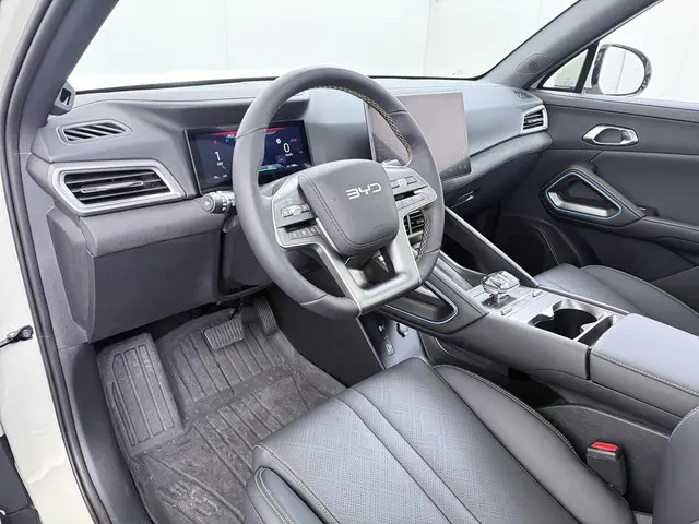 BYD ATTO 2 Boost 45 kWh 2024 Elektrisch 17