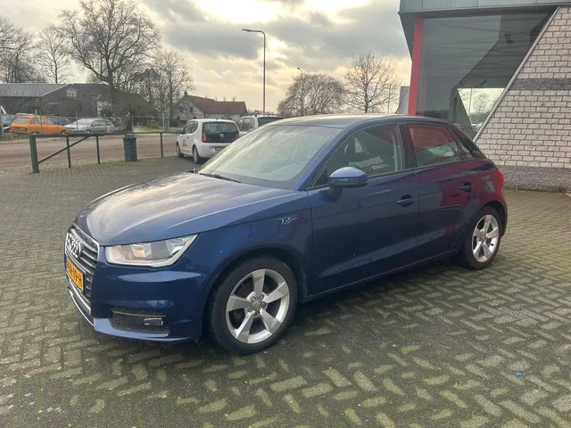 Audi A1 Sportback 1.0 TFSI 2018 Benzine 3