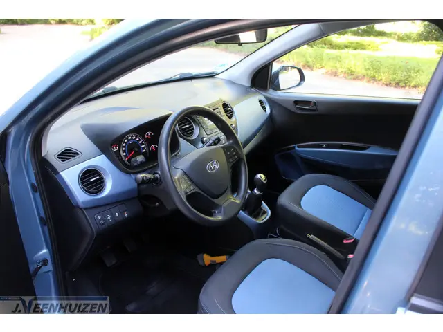Hyundai i10 1.0i i-Motion Comfort 2016 Benzine 10