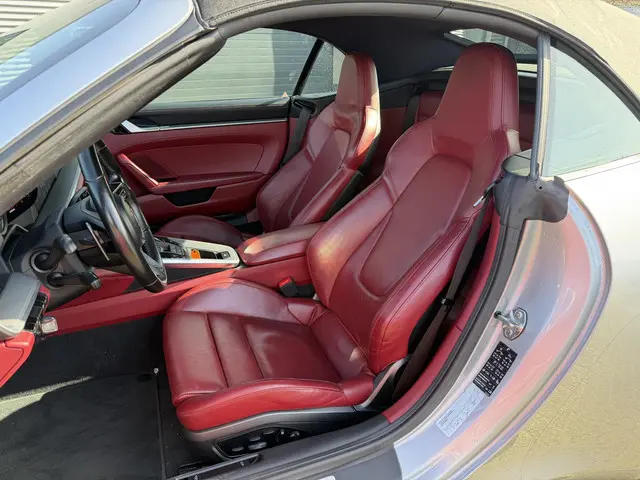 Porsche 911 Cabrio 3.0 Carrera S 2019 Benzine 12