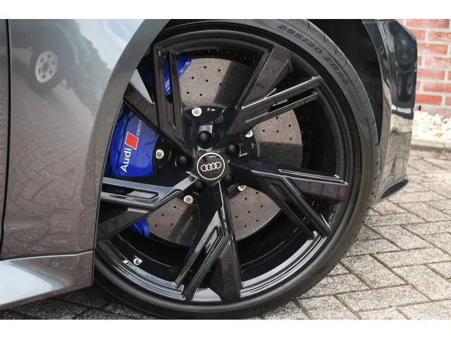Audi RS6 Avant 4.0 TFSI quattro 2022 Benzine 9