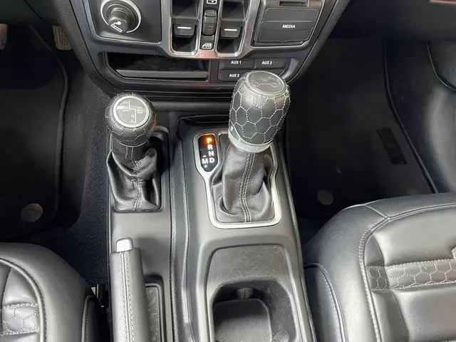 Jeep Wrangler 2.0T Sterling 2019 Benzine 16