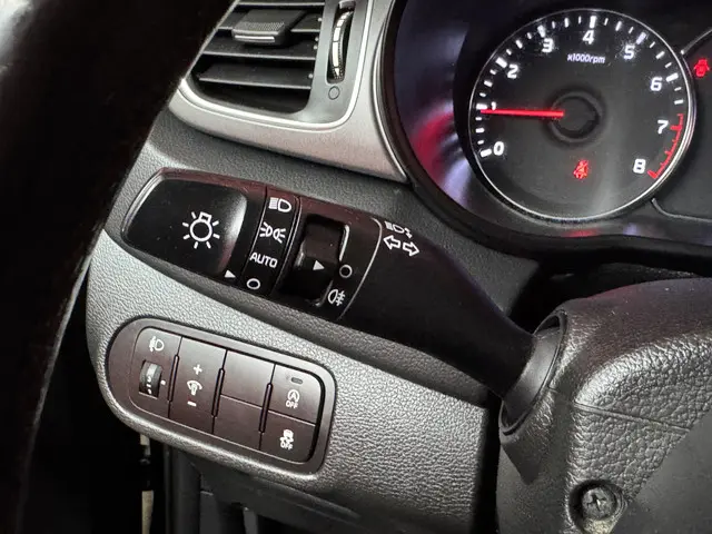 Kia Carens 2.0 GDi First Edition 2013 Benzine 25