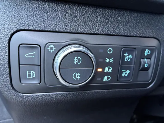 Ford Kuga HELAAS VERKOCHT!!! 2023 Hybride Benzine 48