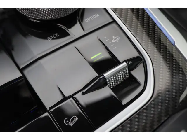 BMW X5 xDrive45e High Executive 2021 Hybride Benzine 72