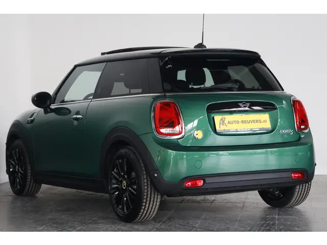 MINI Electric Cooper MINI Yours 33 kWh 2023 Elektrisch 6