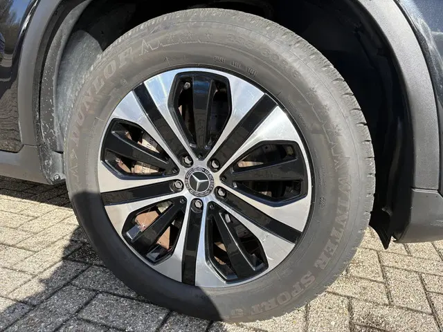 Mercedes-Benz GLC 300e 4MATIC 2020 Hybride Benzine 11