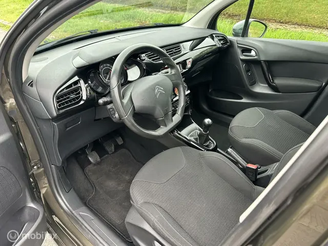 Citroën C3 1.2 VTi Collection 2013 Benzine 6