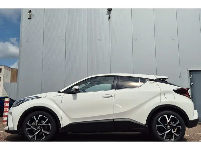 Toyota C-HR 1.8 Hybrid Dynamic 2021 Hybride Benzine 9