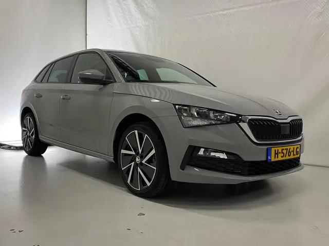 Škoda Scala 1.0 TSI Sport Business 2020 Benzine 12