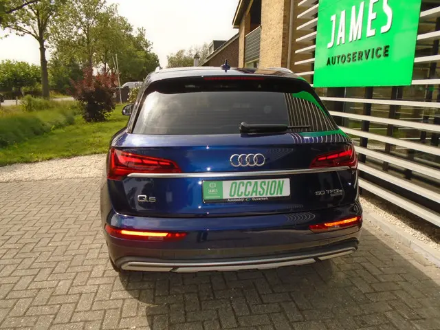 Audi Q5 50 TFSI e Advanced edition 2023 Hybride Benzine 8