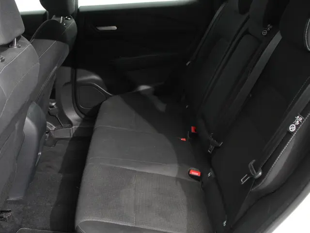 Nissan QASHQAI 1.3 MHEV Xtronic Acenta 2022 Benzine 31