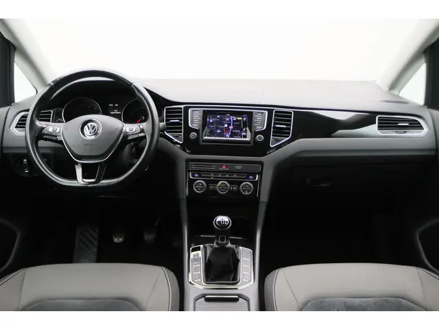 Volkswagen Golf Sportsvan 1.4 TSI Highline 2014 Benzine 2