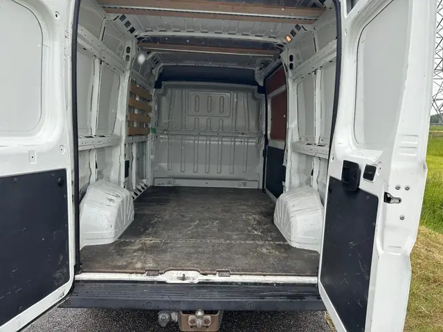 Citroën Jumper 30 2.0 HDI L2H1 EcDC MARGE ! 2018 Diesel 17