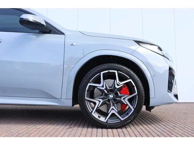 BMW X2 sDrive20i 2025 Benzine 5
