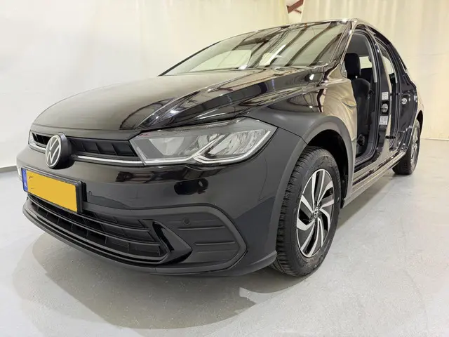 Volkswagen Polo VI HB 1.0 TSI Life 2023 Benzine 3