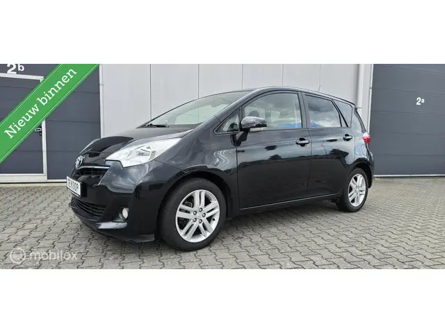 Toyota Verso-S 1.3 VVT-i Dynamic 2013 Benzine 8