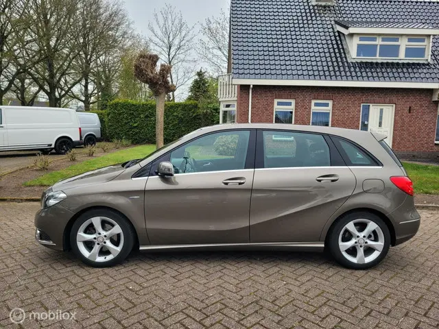 Mercedes-Benz B-Klasse 2
