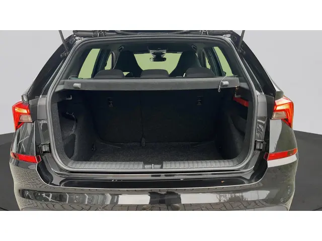 Škoda Kamiq 1.0 TSI Sport Business 2024 Benzine 10