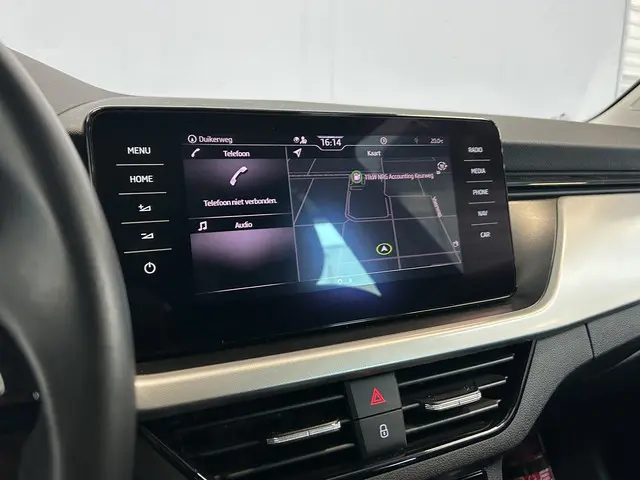 Škoda Kamiq 1.0 TSI Business Edition 2020 Benzine 28