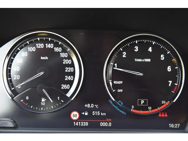 BMW X1 sDrive20i VDL Nedcar Edition 2019 Benzine 18