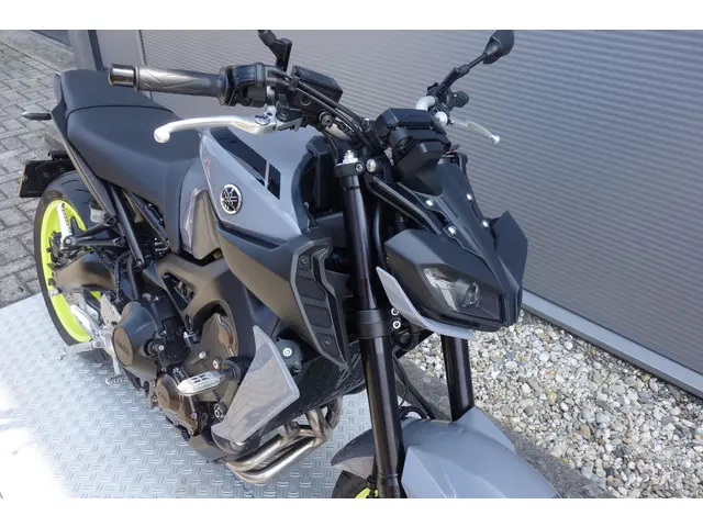 Yamaha MT 09 ABS 2017 Benzine 7