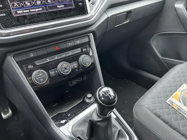 Volkswagen T-Roc 1.0 TSI Style Business 2020 Benzine 16