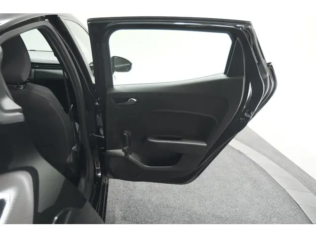 Renault Clio TCe 90 Zen 2022 Benzine 54