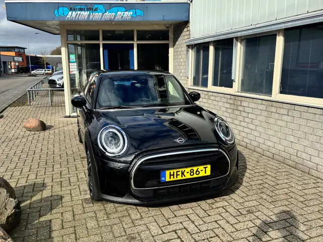 MINI Cooper Mini 1.5 Classic 2023 Benzine